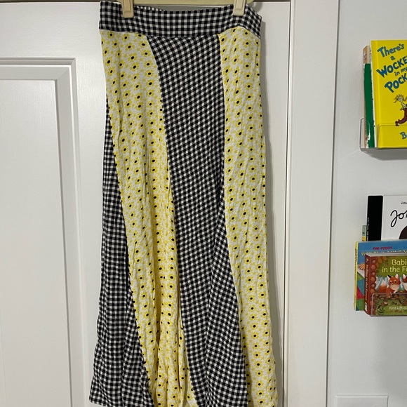 Ganni Paneled Printed Crepe Midi Skirt - Picture 3 of 7